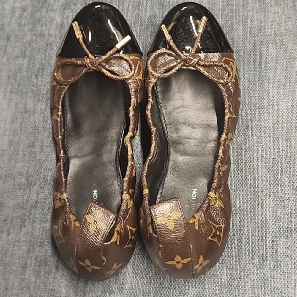 Louis Vuitton Brown and Black Flats & Loafers - Picture 11 of 13